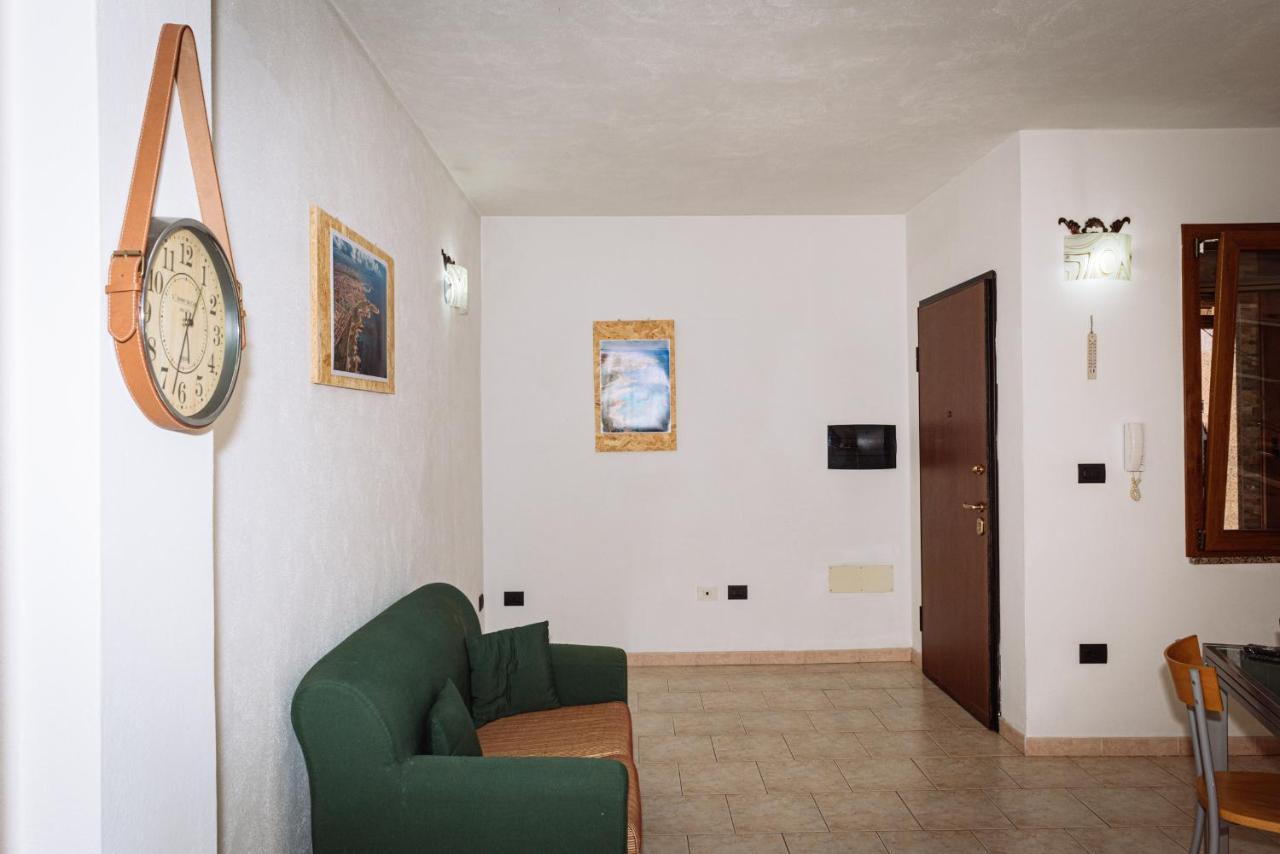 Casa Vacanze Maestrale - By Faendho Porto Torres Exterior foto
