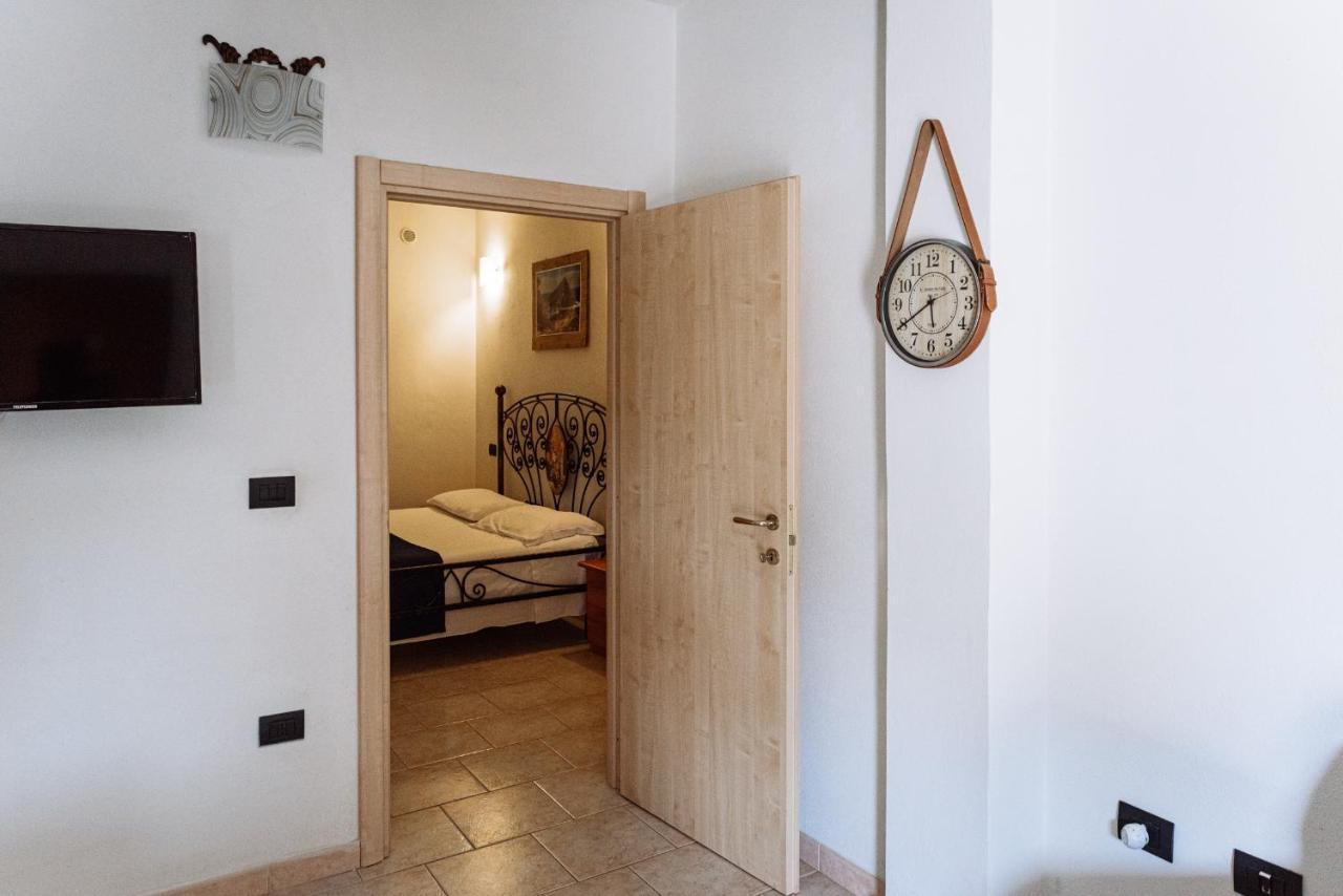 Casa Vacanze Maestrale - By Faendho Porto Torres Exterior foto