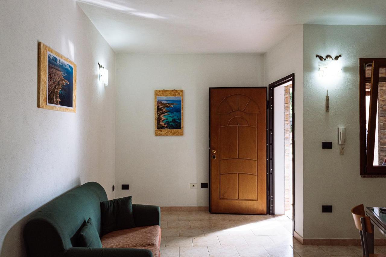 Casa Vacanze Maestrale - By Faendho Porto Torres Exterior foto